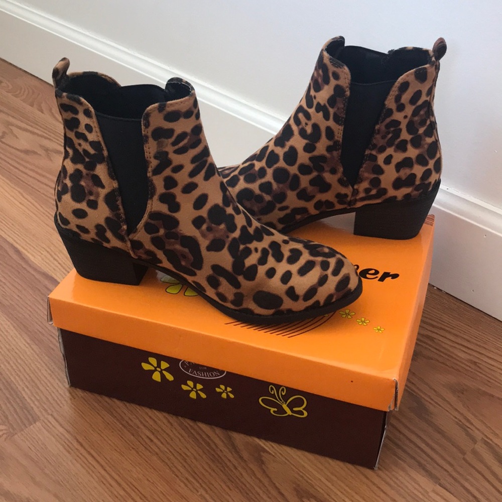 Leopard Slip-on Booties!!!